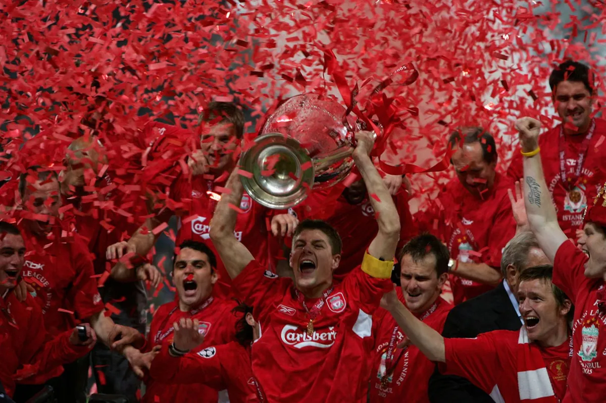 Những màn ngược dòng kỳ vĩ nhất từ vòng loại trực tiếp Champions League - Ảnh 5. Những màn ngược dòng kỳ vĩ nhất từ vòng loại trực tiếp Champions League - Ảnh 5.