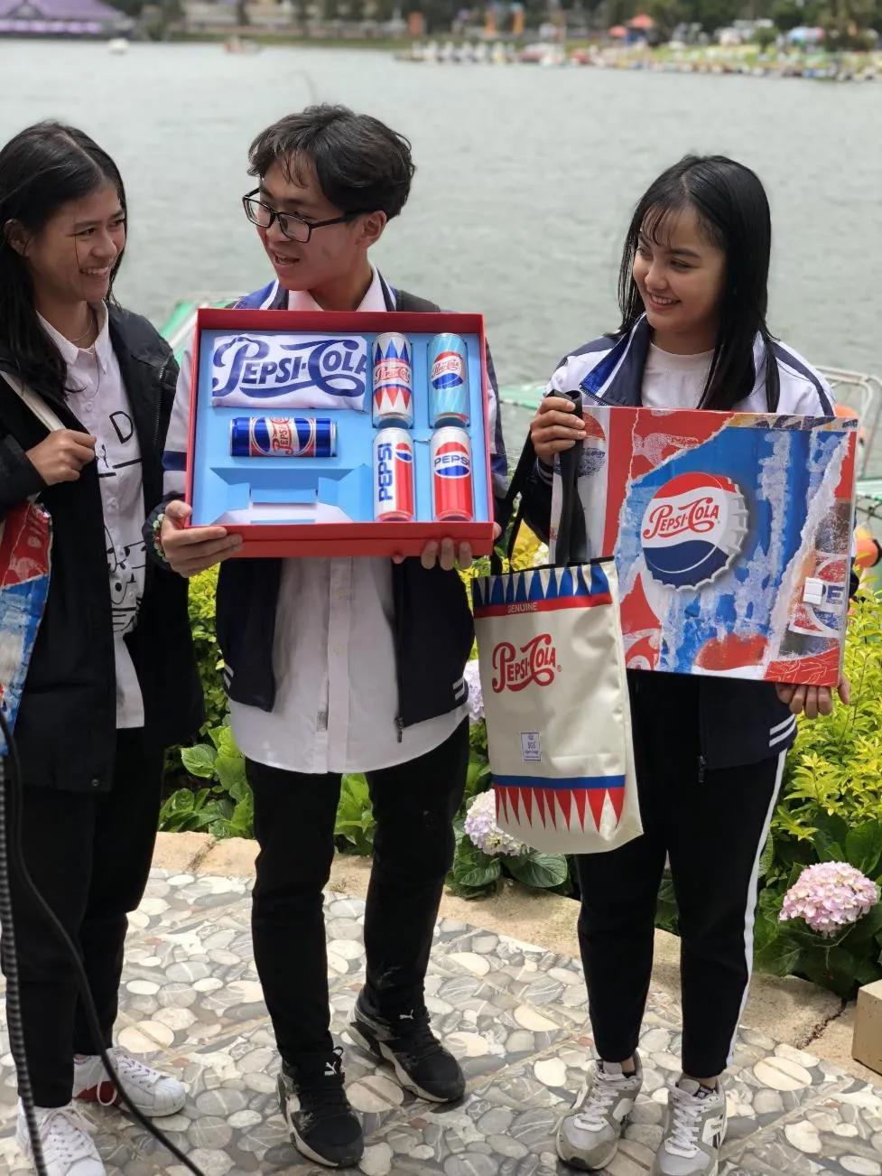Đà Lạt – Từ khách đến dân địa phương đổ xô đi săn quà 120 năm có 1 - Ảnh 3. Đà Lạt – Từ khách đến dân địa phương đổ xô đi săn quà 120 năm có 1 - Ảnh 3.