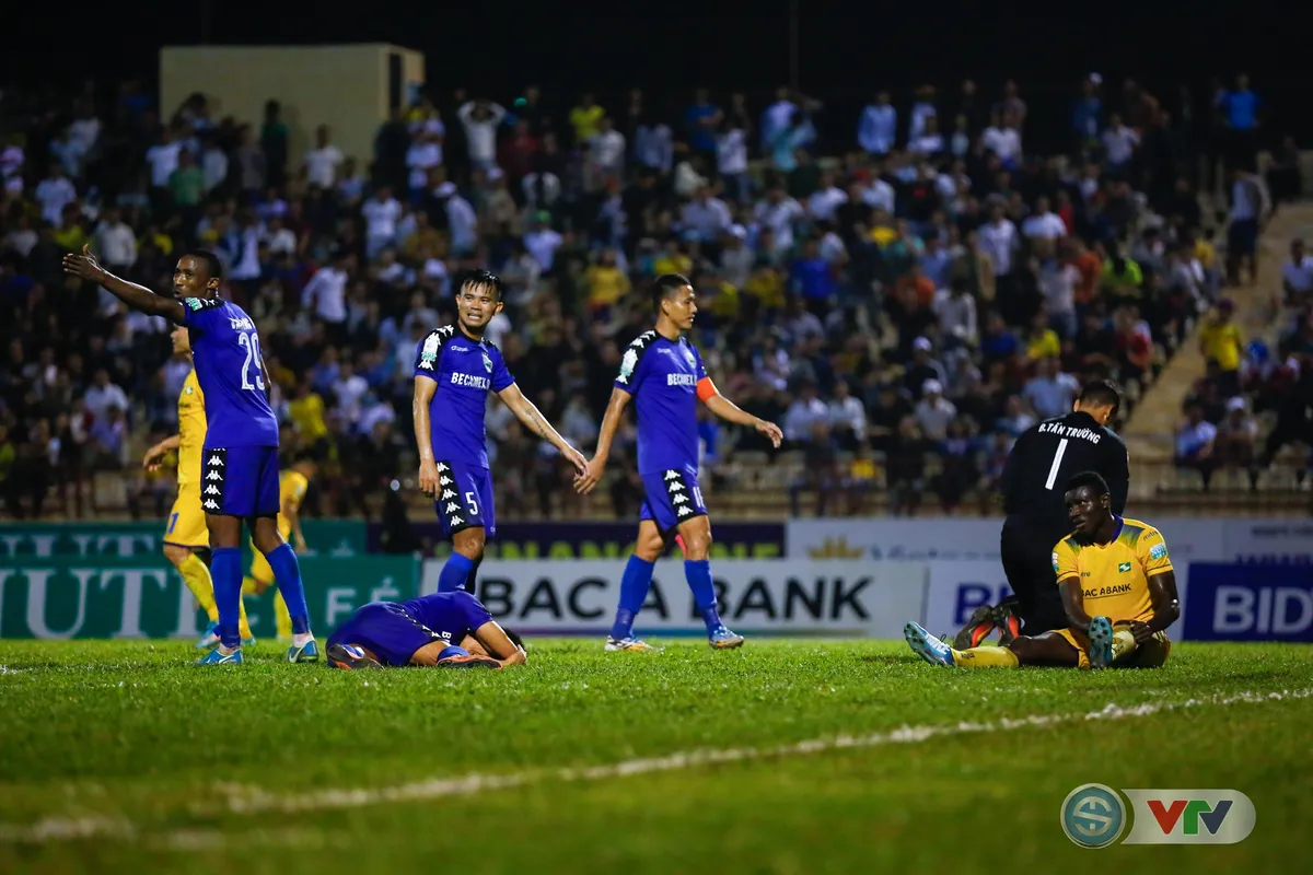 ẢNH: SLNA và Becamex Bình Dương cầm chân nhau tại vòng 6 V.League - Ảnh 21.