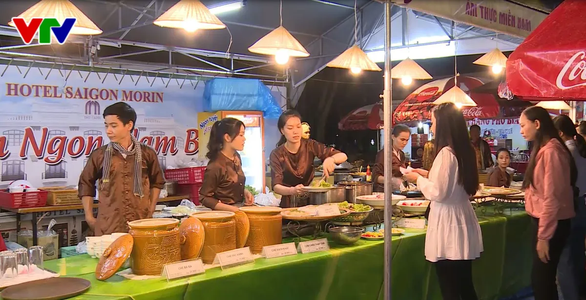 Khai mạc Liên hoan Ẩm thực Quốc tế - Huế 2018 - Ảnh 5. Khai mạc Liên hoan Ẩm thực Quốc tế - Huế 2018 - Ảnh 5.