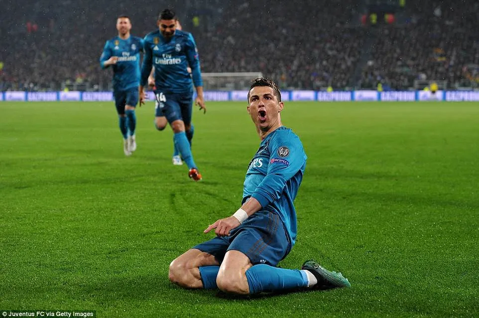 Những con số ấn tượng của Ronaldo tại Champions League sau trận thắng Juventus - Ảnh 1. Những con số ấn tượng của Ronaldo tại Champions League sau trận thắng Juventus - Ảnh 1.