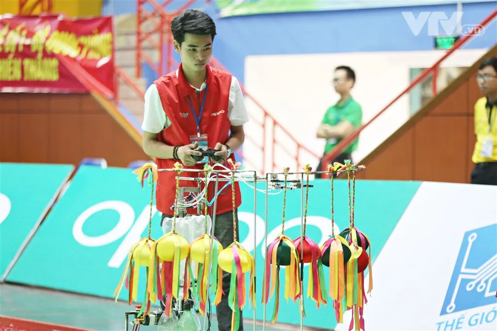 Những đội tuyển không ai muốn đối đầu tại Robocon Việt Nam 2018 - Ảnh 45.