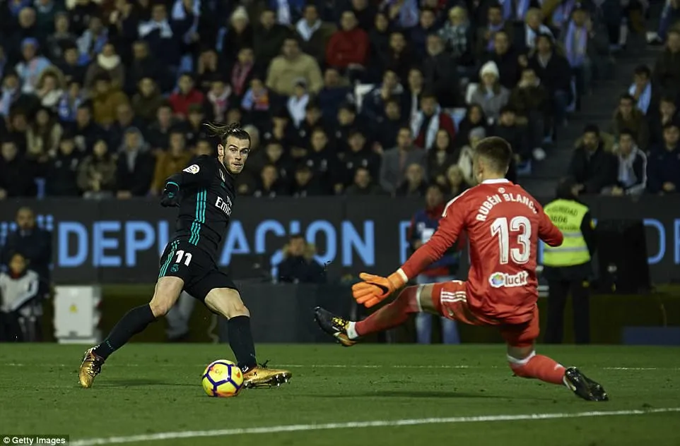 Kết quả bóng đá quốc tế tối ngày 07, sáng 08/01: Arsenal thua sốc, Barca, PSG thắng đậm - Ảnh 2. Kết quả bóng đá quốc tế tối ngày 07, sáng 08/01: Arsenal thua sốc, Barca, PSG thắng đậm - Ảnh 2.