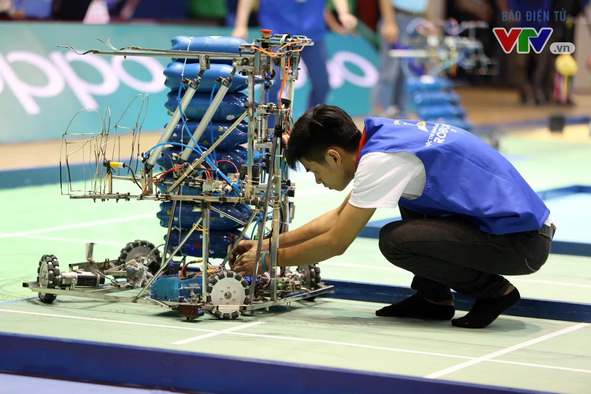 VCK Robocon Việt Nam 2018: Gặp sự cố đáng tiếc, đại diện của Hà Tĩnh rời cuộc chơi - Ảnh 30.