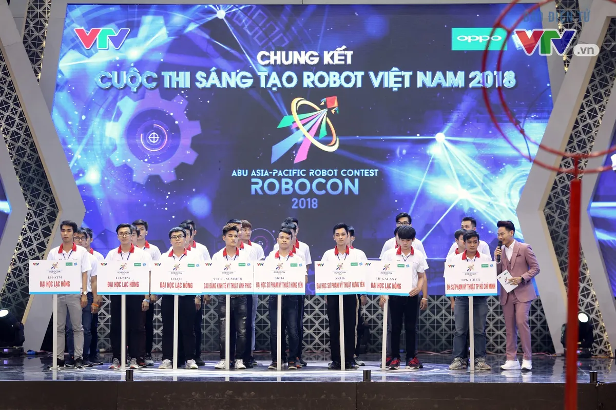 “Rồng bay” chỉ trong 22 giây, LH - ATM vô địch Robocon Việt Nam 2018 - Ảnh 2.