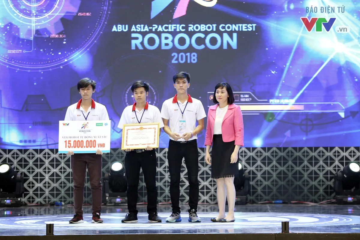 “Rồng bay” chỉ trong 22 giây, LH - ATM vô địch Robocon Việt Nam 2018 - Ảnh 35.