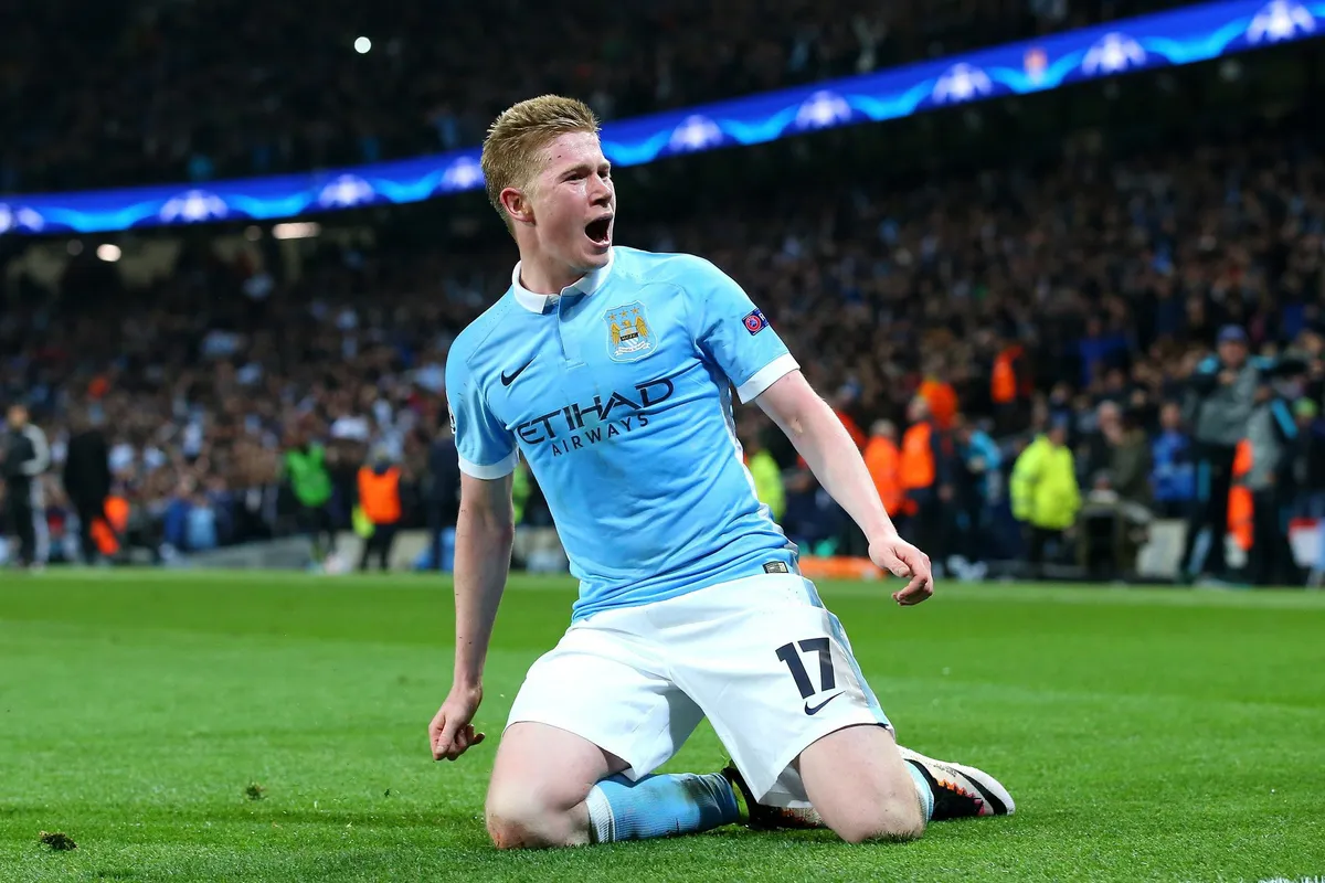 Thế giới bóng đá có “vua” mới, Messi chỉ đứng hạng 7 - Ảnh 1.