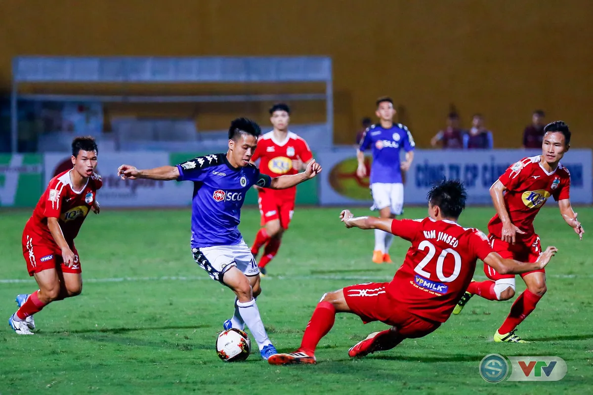 ẢNH: Hoà HAGL, CLB Hà Nội tiến vào bán kết Cúp Quốc gia - Ảnh 14. ẢNH: Hoà HAGL, CLB Hà Nội tiến vào bán kết Cúp Quốc gia - Ảnh 14.