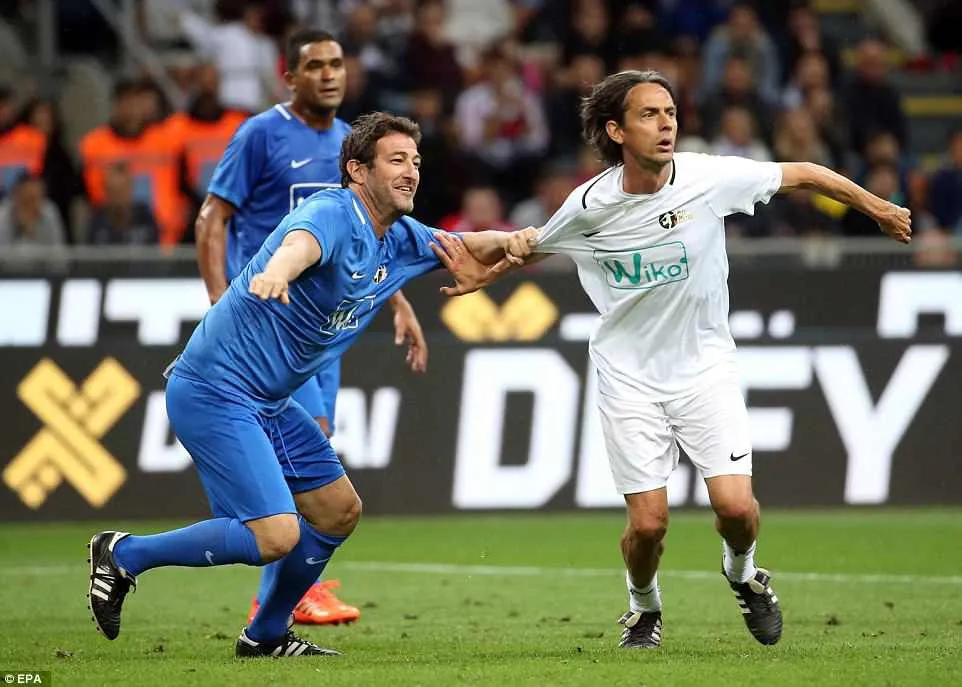 Những ng&ocirc;i sao g&oacute;p mặt trong trận đấu chia tay Andrea Pirlo - Ảnh 8.