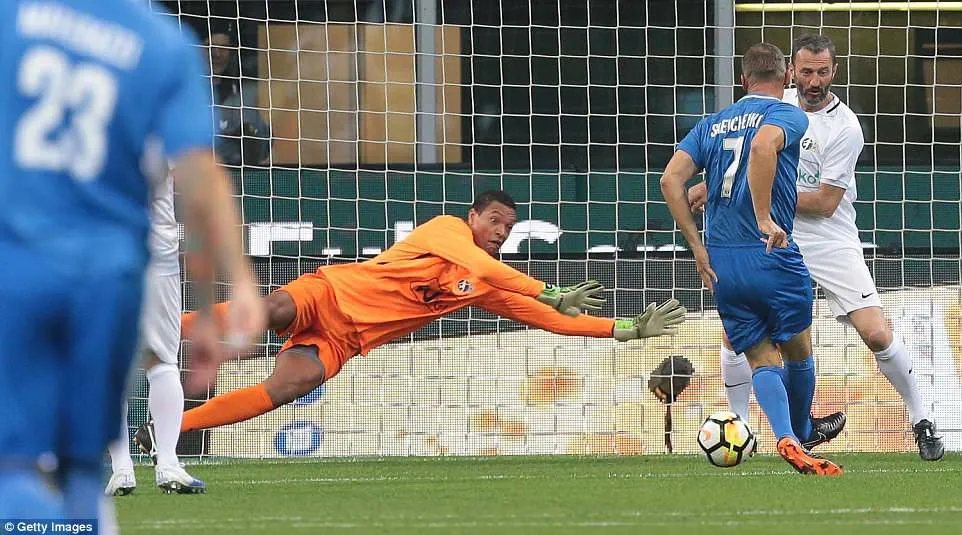 Những ng&ocirc;i sao g&oacute;p mặt trong trận đấu chia tay Andrea Pirlo - Ảnh 3.