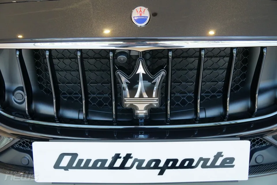 Ngắm Maserati Quattroporte GranSport GTS Nerissimo cực hiếm - Ảnh 7. Ngắm Maserati Quattroporte GranSport GTS Nerissimo cực hiếm - Ảnh 7.