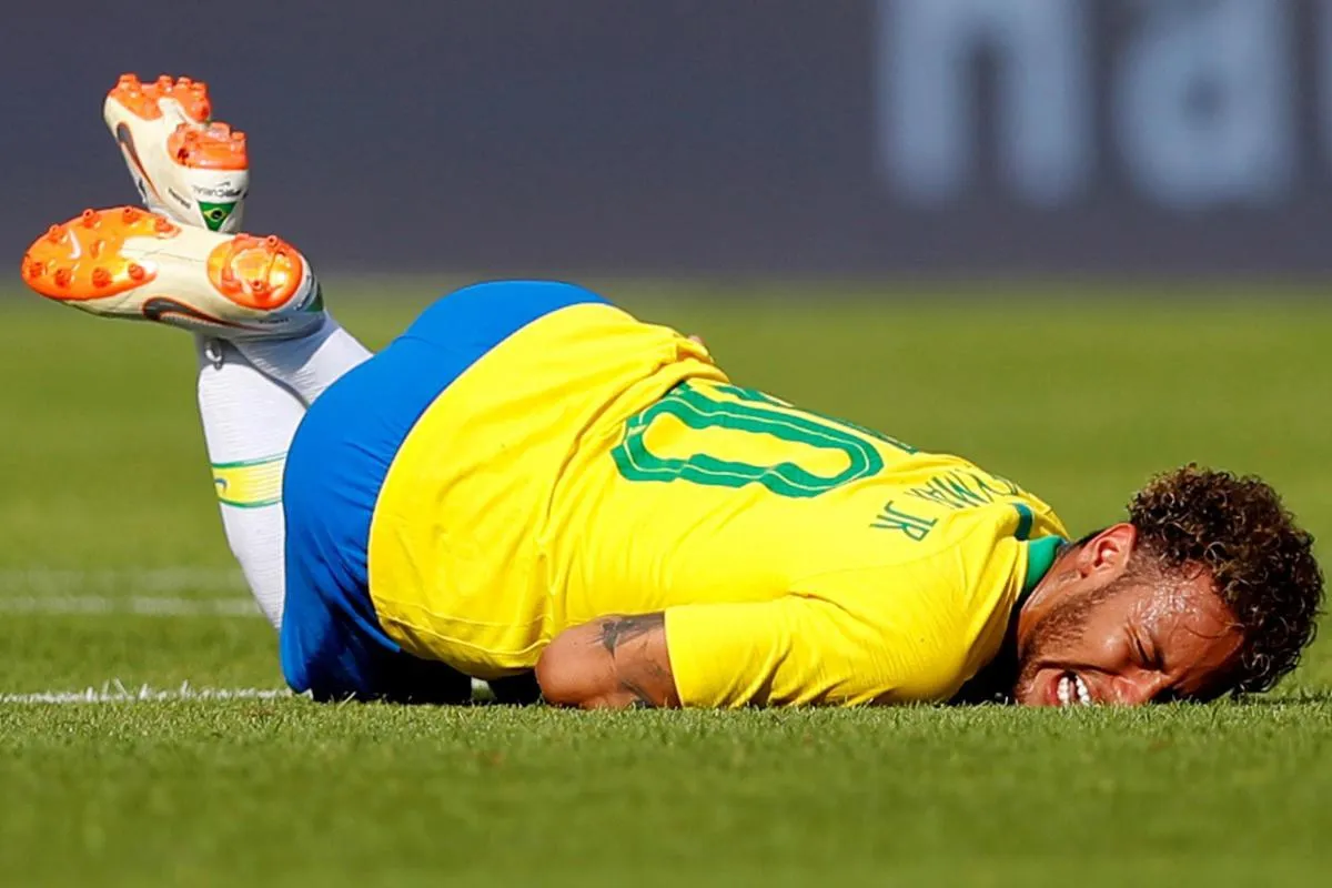 Giao hữu quốc tế: Neymar lại lập công, Brazil đè bẹp Áo - Ảnh 2. Giao hữu quốc tế: Neymar lại lập công, Brazil đè bẹp Áo - Ảnh 2.