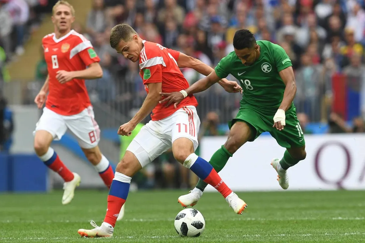 Bảng A FIFA World Cup&trade; 2018: Chủ nh&agrave; Nga đừng ngủ qu&ecirc;n tr&ecirc;n chiến thắng - Ảnh 3.