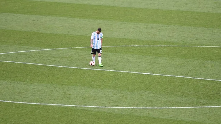 Thua Ph&aacute;p, một ng&ocirc;i sao Argentina tuy&ecirc;n bố từ gi&atilde; đội tuyển quốc gia - Ảnh 2.