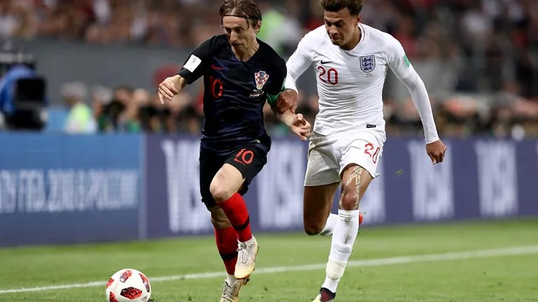 Giành quyền vào chung kết, Luka Modric xát muối vào thất bại của tuyển Anh - Ảnh 3. Giành quyền vào chung kết, Luka Modric xát muối vào thất bại của tuyển Anh - Ảnh 3.