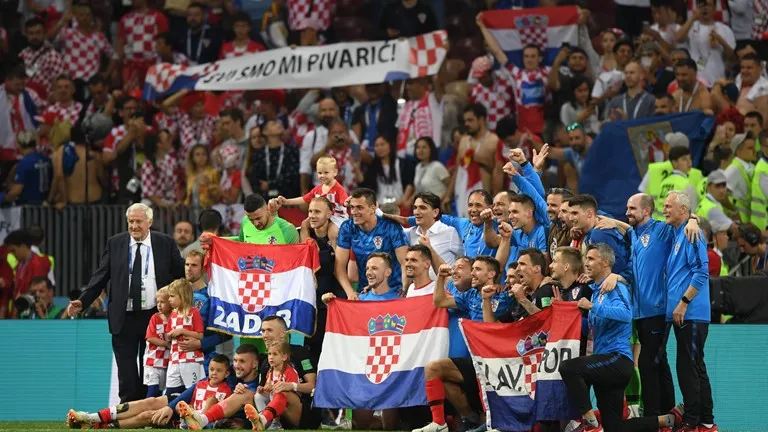Giành quyền vào chung kết, Luka Modric xát muối vào thất bại của tuyển Anh - Ảnh 2. Giành quyền vào chung kết, Luka Modric xát muối vào thất bại của tuyển Anh - Ảnh 2.