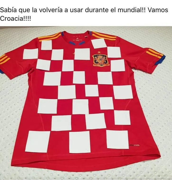 Ảnh chế chung kết FIFA World Cup™ 2018: VAR mới là cầu thủ xuất sắc nhất - Ảnh 10. Ảnh chế chung kết FIFA World Cup™ 2018: VAR mới là cầu thủ xuất sắc nhất - Ảnh 10.