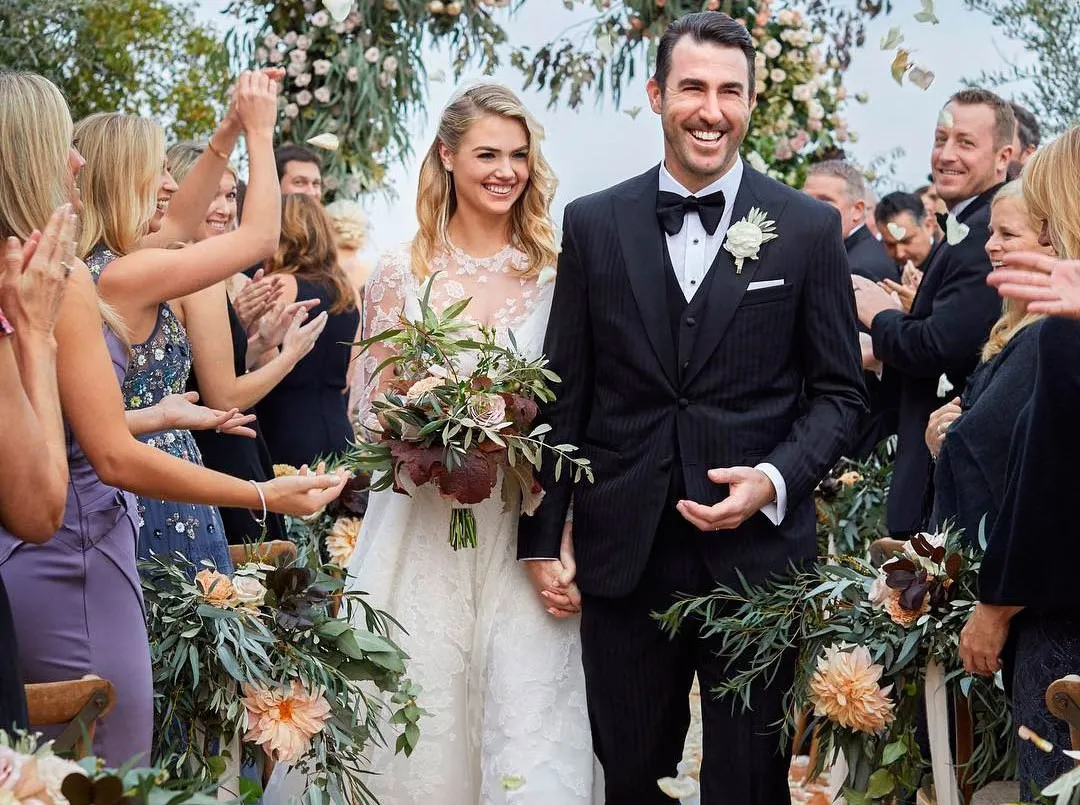 Ch&acirc;n d&agrave;i Kate Upton mang thai con đầu l&ograve;ng - Ảnh 2.