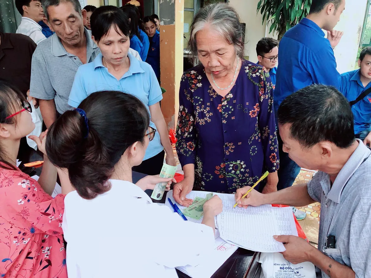 Quỹ Tấm lòng Việt và hoạt động ý nghĩa nhân ngày Thương binh liệt sĩ - Ảnh 6.