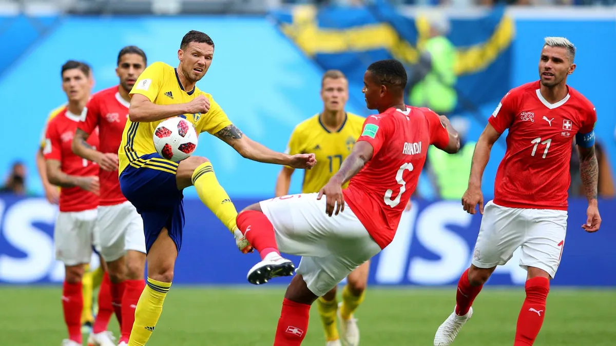 Chấm điểm Thụy Điển 1-0 Thụy Sĩ: Người hùng Forsberg vừa hay lại vừa may - Ảnh 4. Chấm điểm Thụy Điển 1-0 Thụy Sĩ: Người hùng Forsberg vừa hay lại vừa may - Ảnh 4.