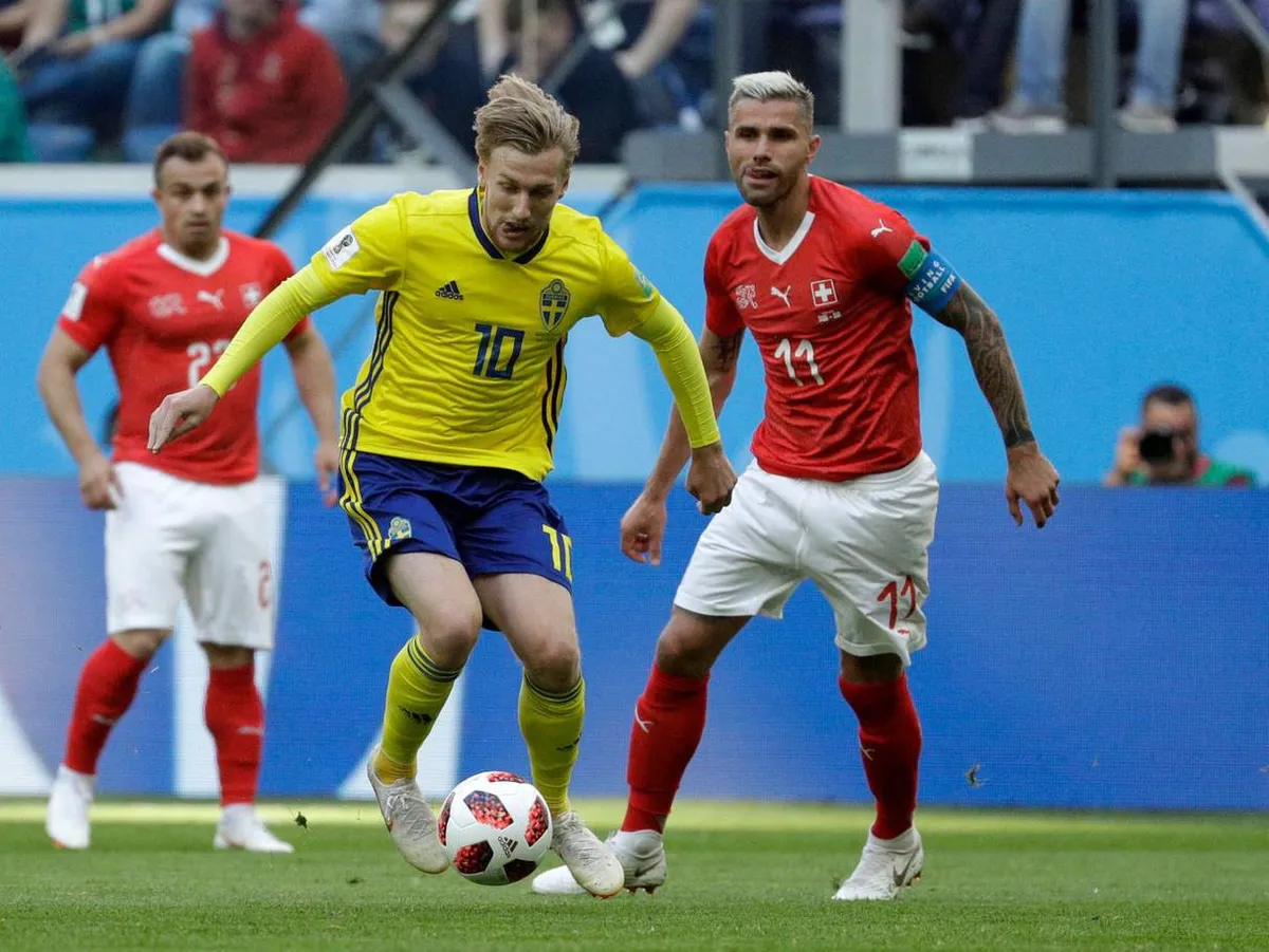Chấm điểm Thụy Điển 1-0 Thụy Sĩ: Người hùng Forsberg vừa hay lại vừa may - Ảnh 3. Chấm điểm Thụy Điển 1-0 Thụy Sĩ: Người hùng Forsberg vừa hay lại vừa may - Ảnh 3.