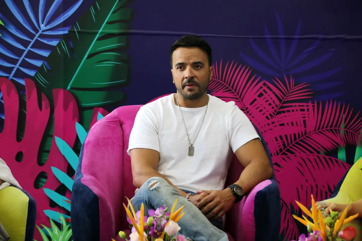 Luis Fonsi sẽ làm mới Despacito tại Việt Nam - Ảnh 1.