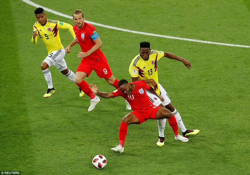 Ch&ugrave;m ảnh Anh 1-1 Colombia (pen 4-3): Nghẹt thở, đấu s&uacute;ng, v&agrave; vỡ &ograve;a - Ảnh 4.