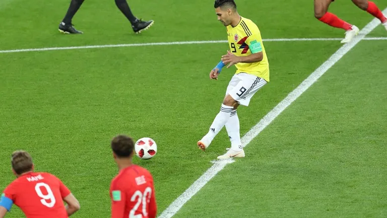 Ch&ugrave;m ảnh Anh 1-1 Colombia (pen 4-3): Nghẹt thở, đấu s&uacute;ng, v&agrave; vỡ &ograve;a - Ảnh 3.