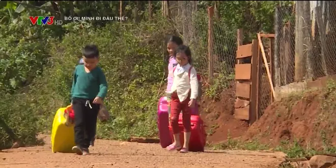 Mai Tài Phến làm thái giám cận thần của Trấn Thành, học trò Đức Trí hát hit của Hồ Ngọc Hà - Ảnh 1.