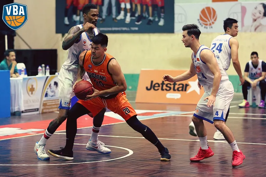 VBA 2018: Hanoi Buffaloes trở thành đội thứ 3 cầm vé vào playoffs sau trận thắng trước Danang Dragons - Ảnh 1. VBA 2018: Hanoi Buffaloes trở thành đội thứ 3 cầm vé vào playoffs sau trận thắng trước Danang Dragons - Ảnh 1.