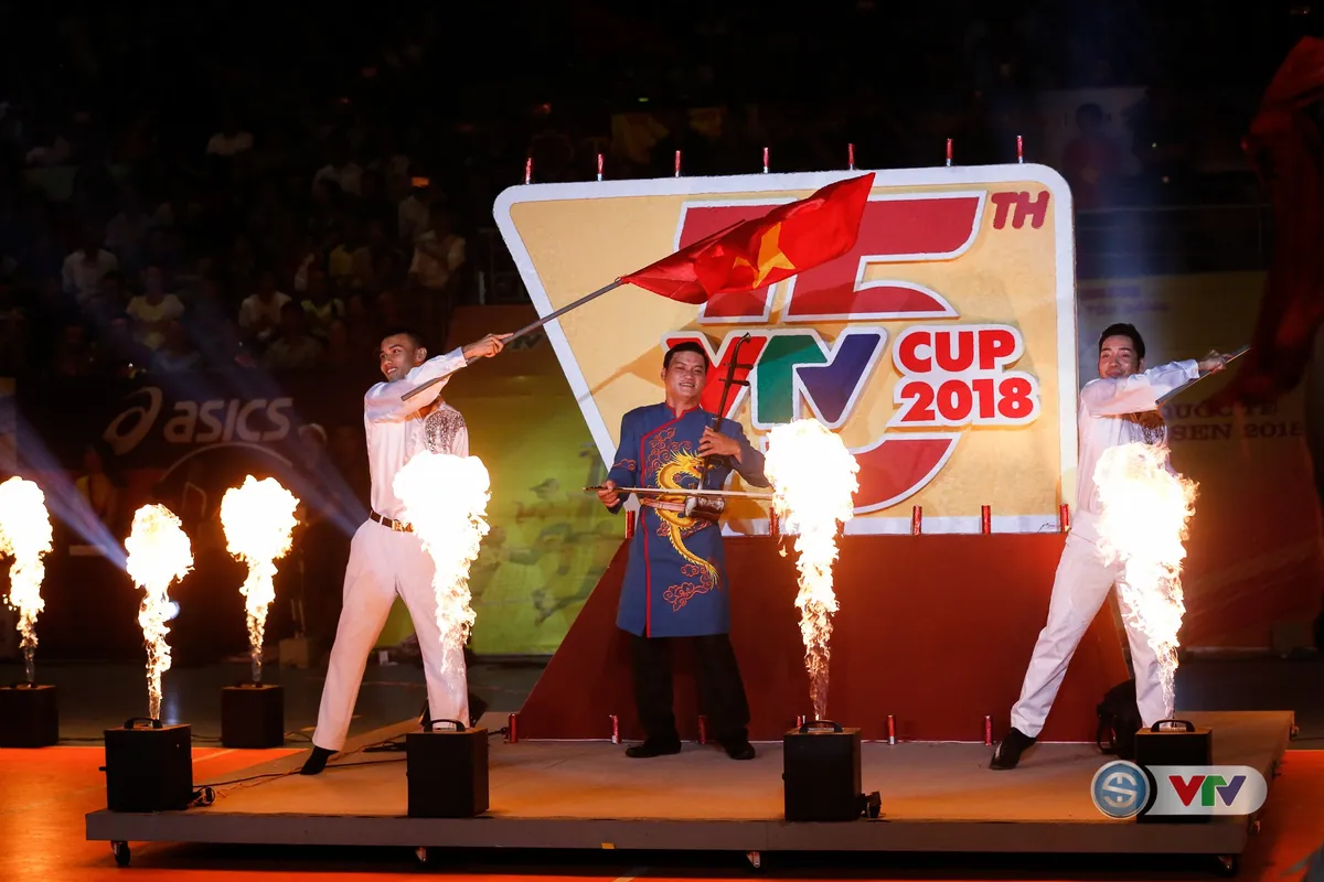 Ảnh: Những khoảnh khắc ấn tượng trong Lễ bế mạc Giải bóng chuyền nữ Quốc tế VTV Cup Ống nhựa Hoa Sen 2018 - Ảnh 1. Ảnh: Những khoảnh khắc ấn tượng trong Lễ bế mạc Giải bóng chuyền nữ Quốc tế VTV Cup Ống nhựa Hoa Sen 2018 - Ảnh 1.