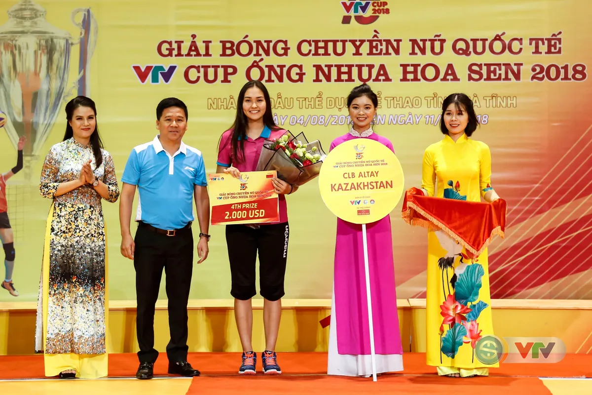 Ảnh: Những danh hiệu xuất sắc của giải bóng chuyền VTV Cup Ống nhựa Hoa Sen 2018 - Ảnh 10. Ảnh: Những danh hiệu xuất sắc của giải bóng chuyền VTV Cup Ống nhựa Hoa Sen 2018 - Ảnh 10.