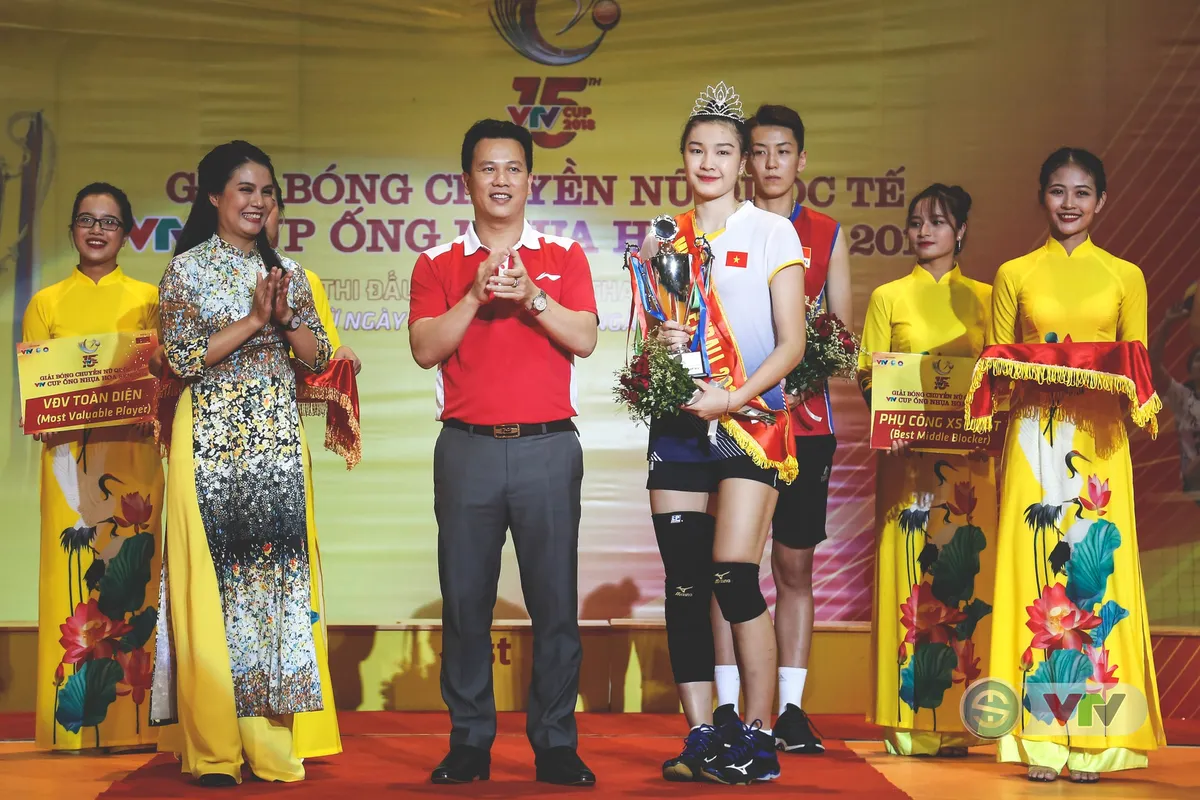 ẢNH: Chiêm ngưỡng vẻ đẹp của Miss VTV Cup Ống nhựa Hoa Sen 2018 - Ảnh 1. ẢNH: Chiêm ngưỡng vẻ đẹp của Miss VTV Cup Ống nhựa Hoa Sen 2018 - Ảnh 1.