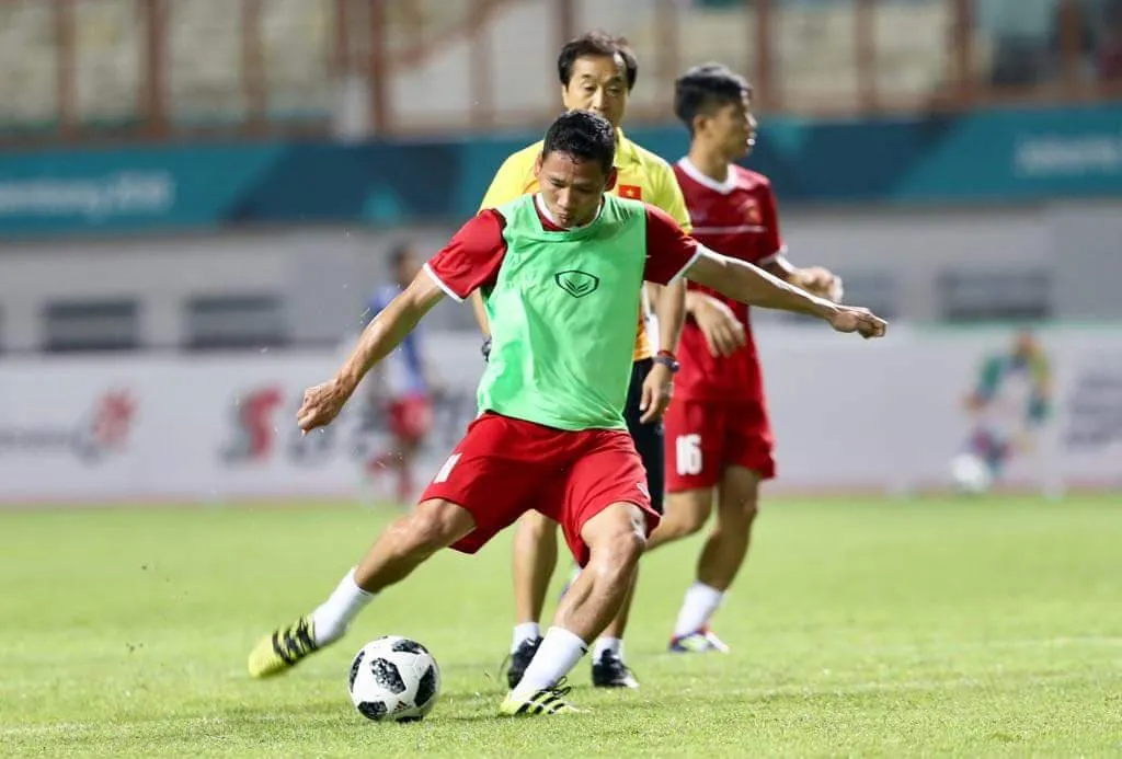 ẢNH: ĐT Olympic Việt Nam thắng nhẹ Olympic Nepal, sớm giành quyền vào vòng 1/8 - Ảnh 3.