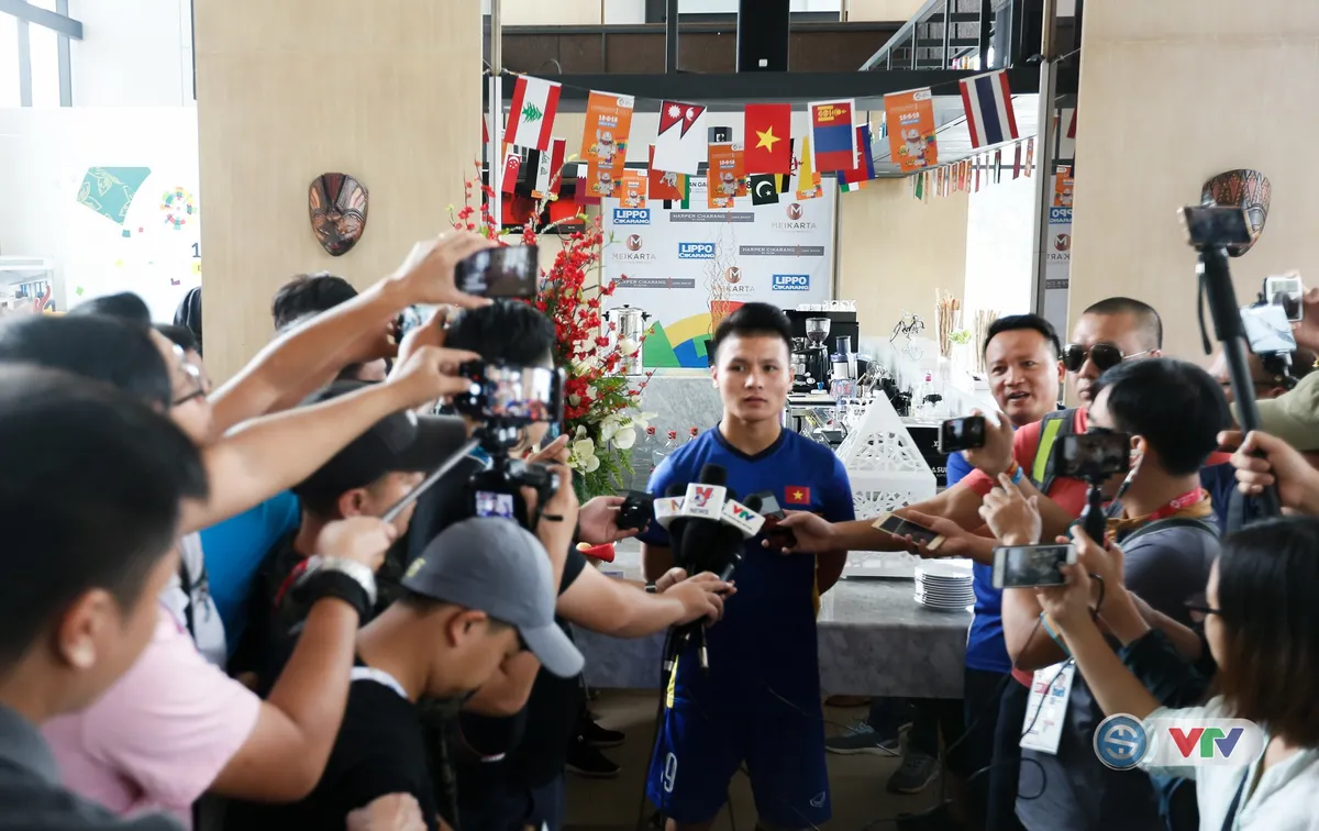 Quang Hải: Olympic Việt Nam đã sẵn sàng cho trận gặp Olympic Nhật Bản - Ảnh 2. Quang Hải: Olympic Việt Nam đã sẵn sàng cho trận gặp Olympic Nhật Bản - Ảnh 2.