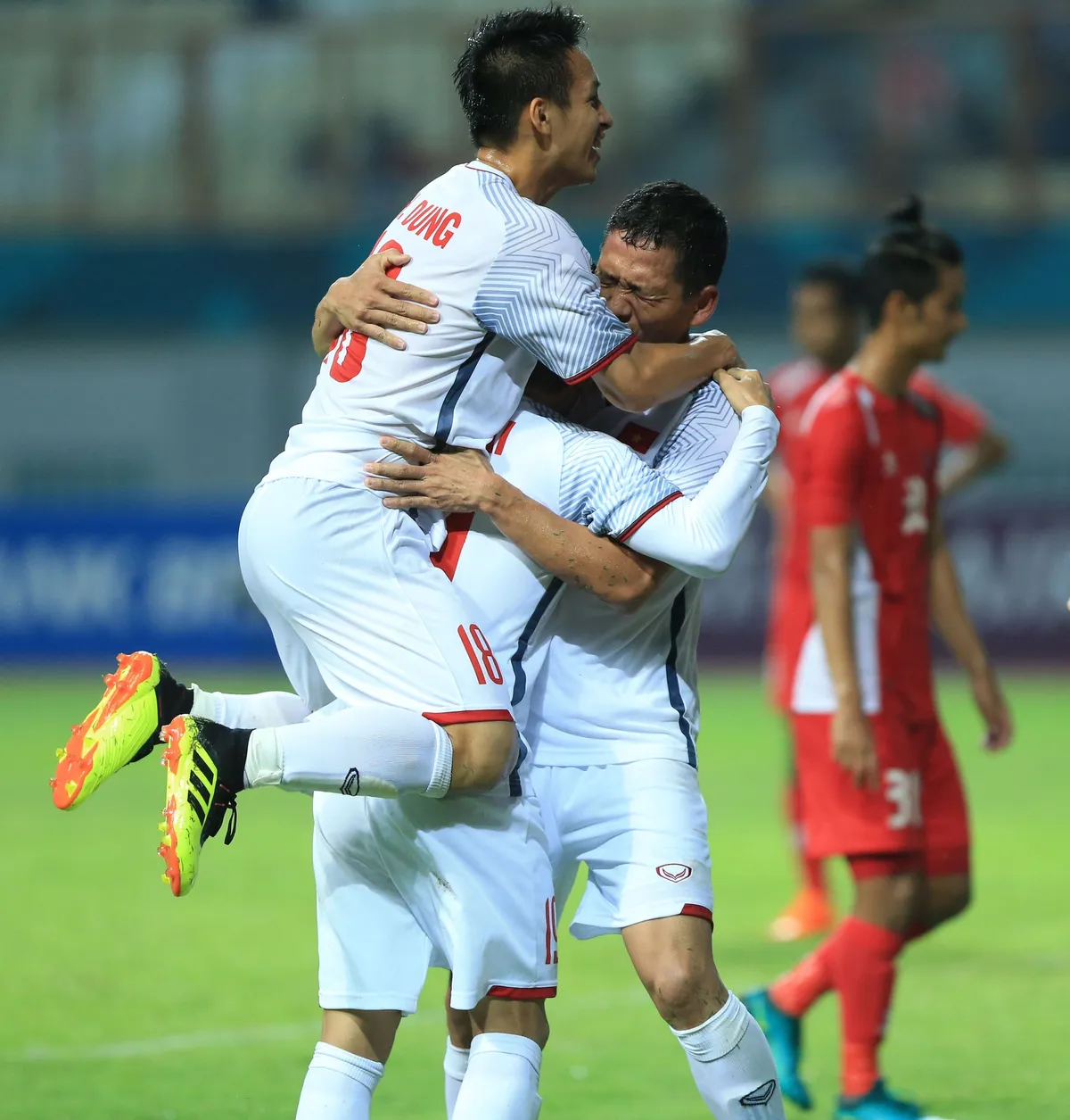 ẢNH: ĐT Olympic Việt Nam thắng nhẹ Olympic Nepal, sớm giành quyền vào vòng 1/8 - Ảnh 18.