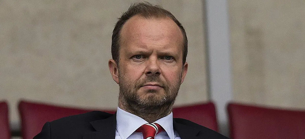 CĐV Man Utd thuê máy bay, kéo băng rôn đòi sa thải cái gai trong mắt Mourinho - Ảnh 1. CĐV Man Utd thuê máy bay, kéo băng rôn đòi sa thải cái gai trong mắt Mourinho - Ảnh 1.