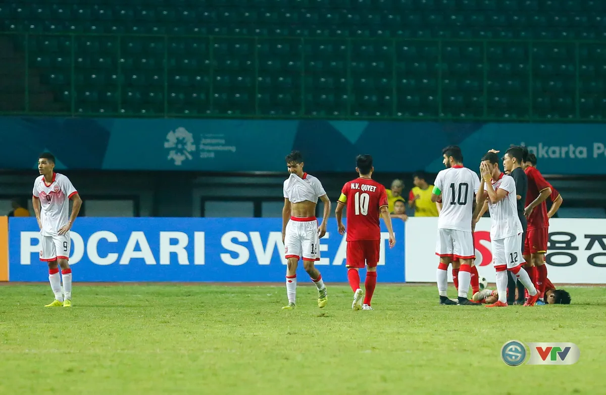 ẢNH: ĐT Olympic Việt Nam thắng nghẹt thở Olympic Bahrain, lần đầu góp mặt tại tứ kết ASIAD - Ảnh 16. ẢNH: ĐT Olympic Việt Nam thắng nghẹt thở Olympic Bahrain, lần đầu góp mặt tại tứ kết ASIAD - Ảnh 16.