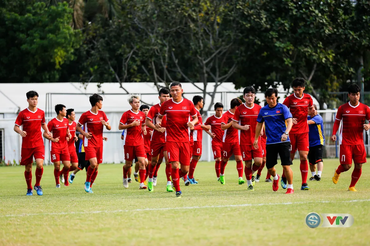 Trung vệ Bùi Tiến Dũng: Olympic Việt Nam sẽ viết tiếp lịch sử tại ASIAD 2018 - Ảnh 2. Trung vệ Bùi Tiến Dũng: Olympic Việt Nam sẽ viết tiếp lịch sử tại ASIAD 2018 - Ảnh 2.