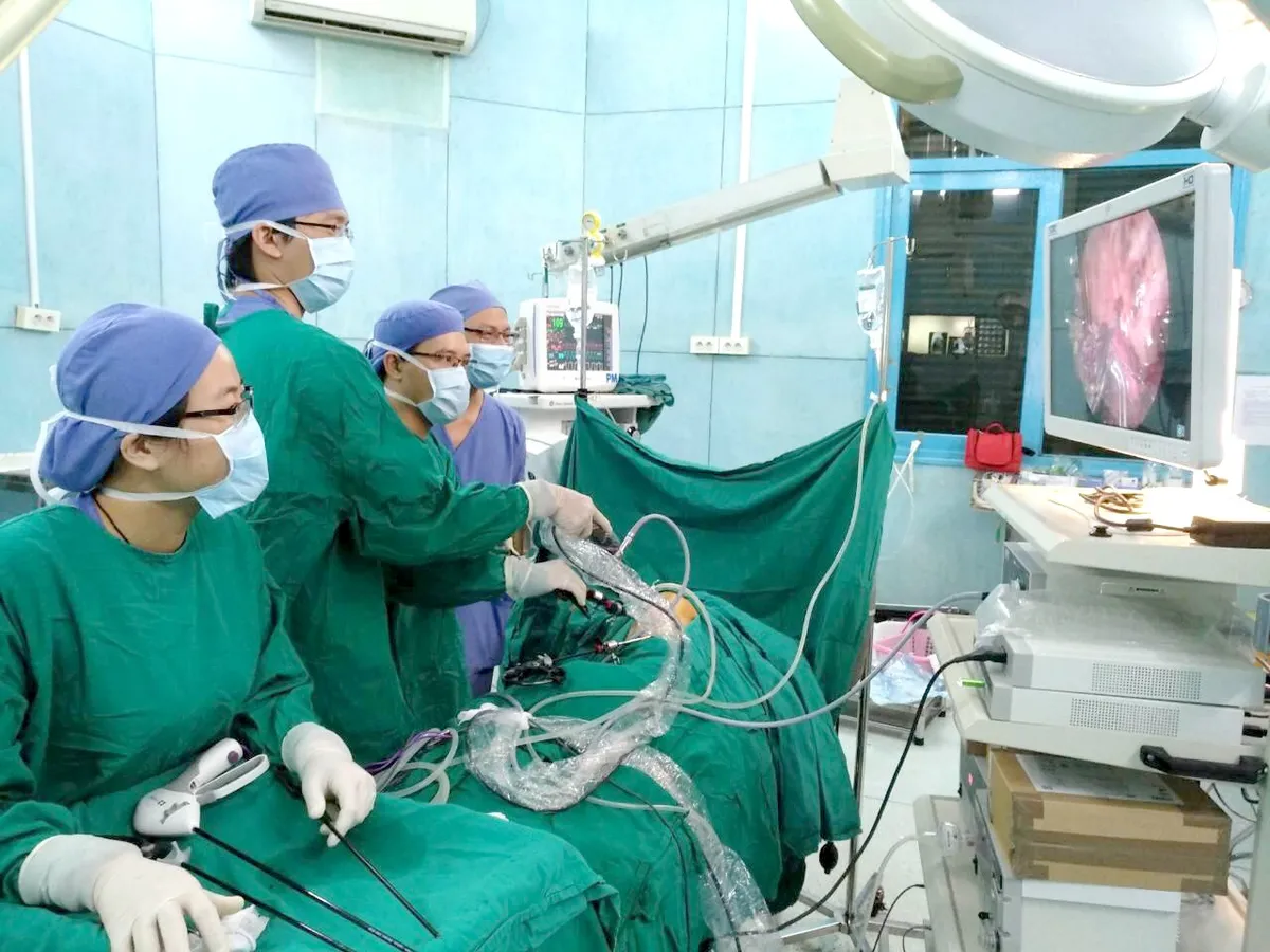 Bé trai 7 tuổi mang trong mình hai dị tật hiếm gặp - Ảnh 1. Bé trai 7 tuổi mang trong mình hai dị tật hiếm gặp - Ảnh 1.