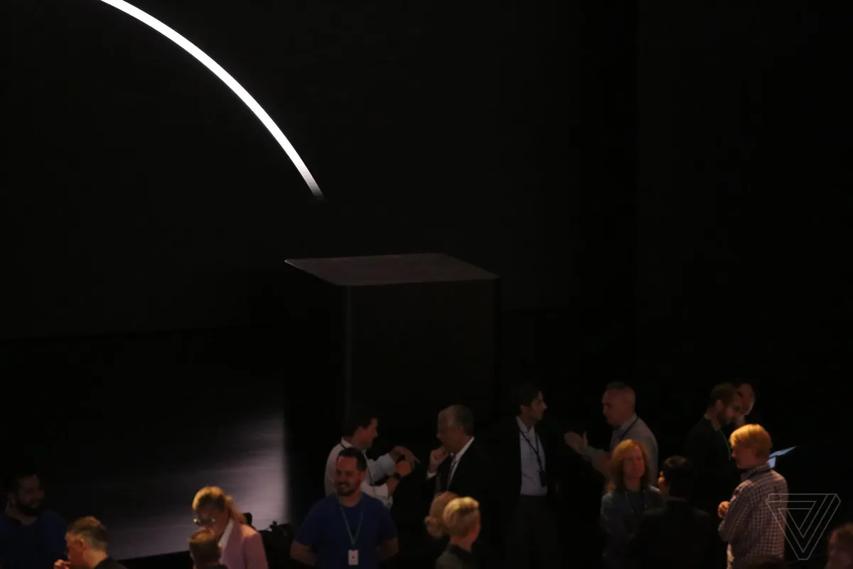 apple-iphone-2018-event-theverge-dbohn_123