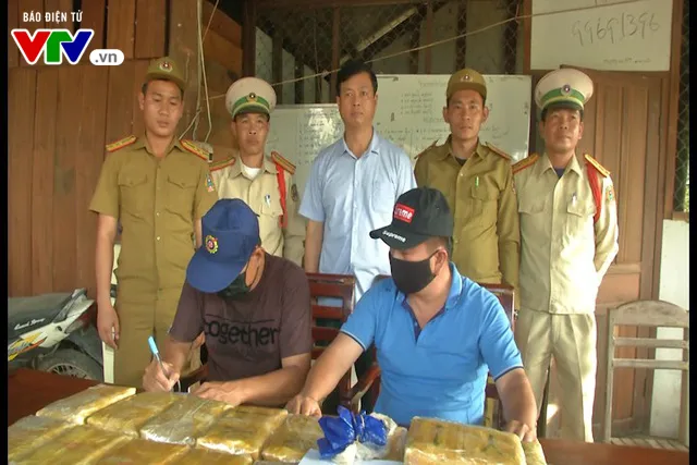 Biên phòng Quảng Trị bắt vụ vận chuyển ma tuý tổng hợp lớn - Ảnh 1. Biên phòng Quảng Trị bắt vụ vận chuyển ma tuý tổng hợp lớn - Ảnh 1.