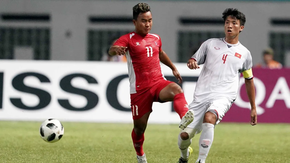 Bị quá tải, Bùi Tiến Dũng được nghỉ ngơi dành sức cho AFF Suzuki Cup - Ảnh 1. Bị quá tải, Bùi Tiến Dũng được nghỉ ngơi dành sức cho AFF Suzuki Cup - Ảnh 1.