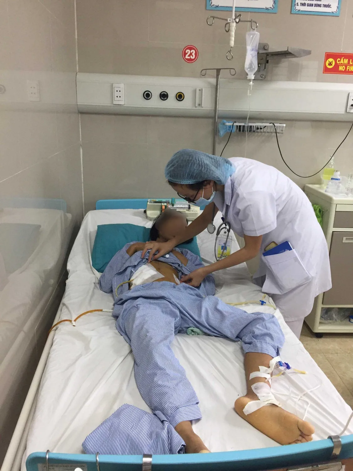Sự hồi sinh kì diệu của nữ bệnh nhân đã được gia đình chuẩn bị hậu sự - Ảnh 1. Sự hồi sinh kì diệu của nữ bệnh nhân đã được gia đình chuẩn bị hậu sự - Ảnh 1.