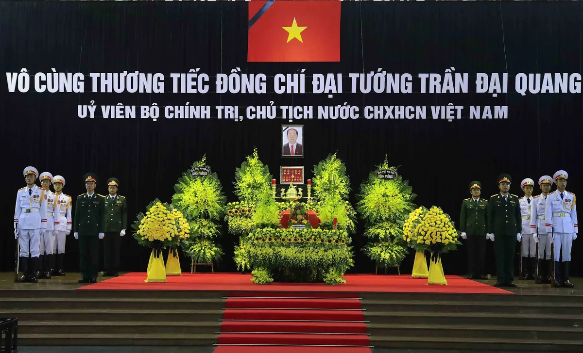 Cử hành trọng thể Lễ viếng Chủ tịch nước Trần Đại Quang - Ảnh 1.