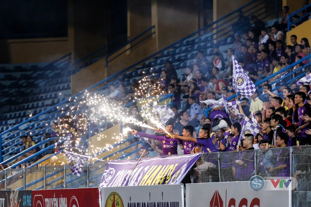 ẢNH: Thắng Becamex Bình Dương, CLB Hà Nội phá sâu kỷ lục về điểm số tại V.League - Ảnh 2. ẢNH: Thắng Becamex Bình Dương, CLB Hà Nội phá sâu kỷ lục về điểm số tại V.League - Ảnh 2.