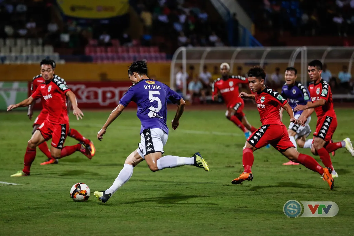ẢNH: Thắng Becamex Bình Dương, CLB Hà Nội phá sâu kỷ lục về điểm số tại V.League - Ảnh 10. ẢNH: Thắng Becamex Bình Dương, CLB Hà Nội phá sâu kỷ lục về điểm số tại V.League - Ảnh 10.