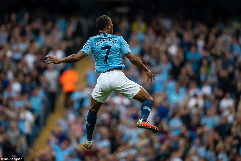 ĐHTB vòng 11 Ngoại hạng Anh: Sterling chói sáng, Morata lần đầu góp mặt - Ảnh 5. ĐHTB vòng 11 Ngoại hạng Anh: Sterling chói sáng, Morata lần đầu góp mặt - Ảnh 5.