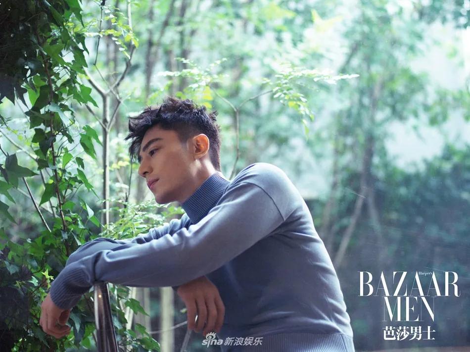 Đầu b&ugrave; t&oacute;c rối, Hoắc Kiến Hoa vẫn cực điển trai - Ảnh 6.