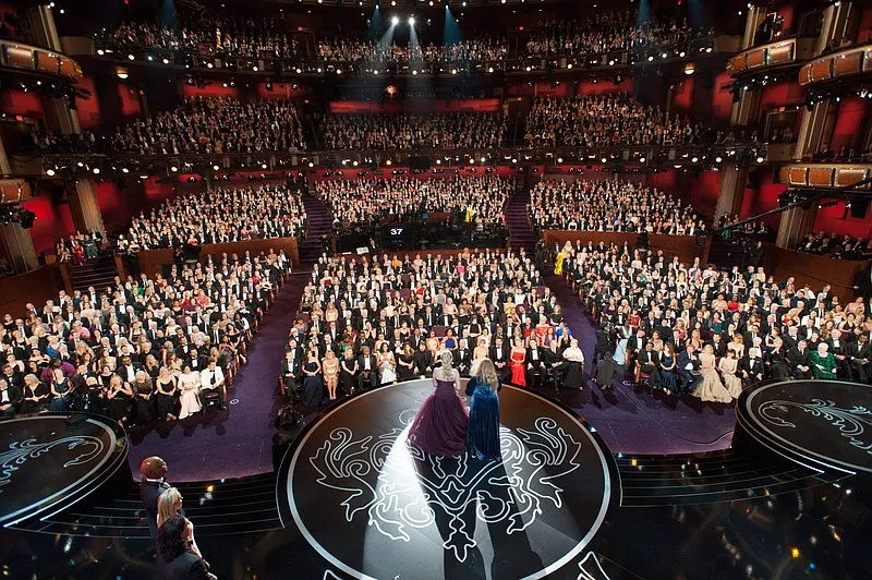 Sau sự cố kì thị đồng tính, Oscar 2019 đứng trước nguy cơ không có MC - Ảnh 2.